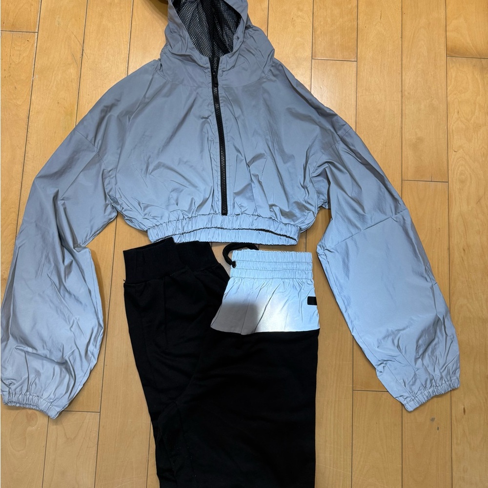 Women set